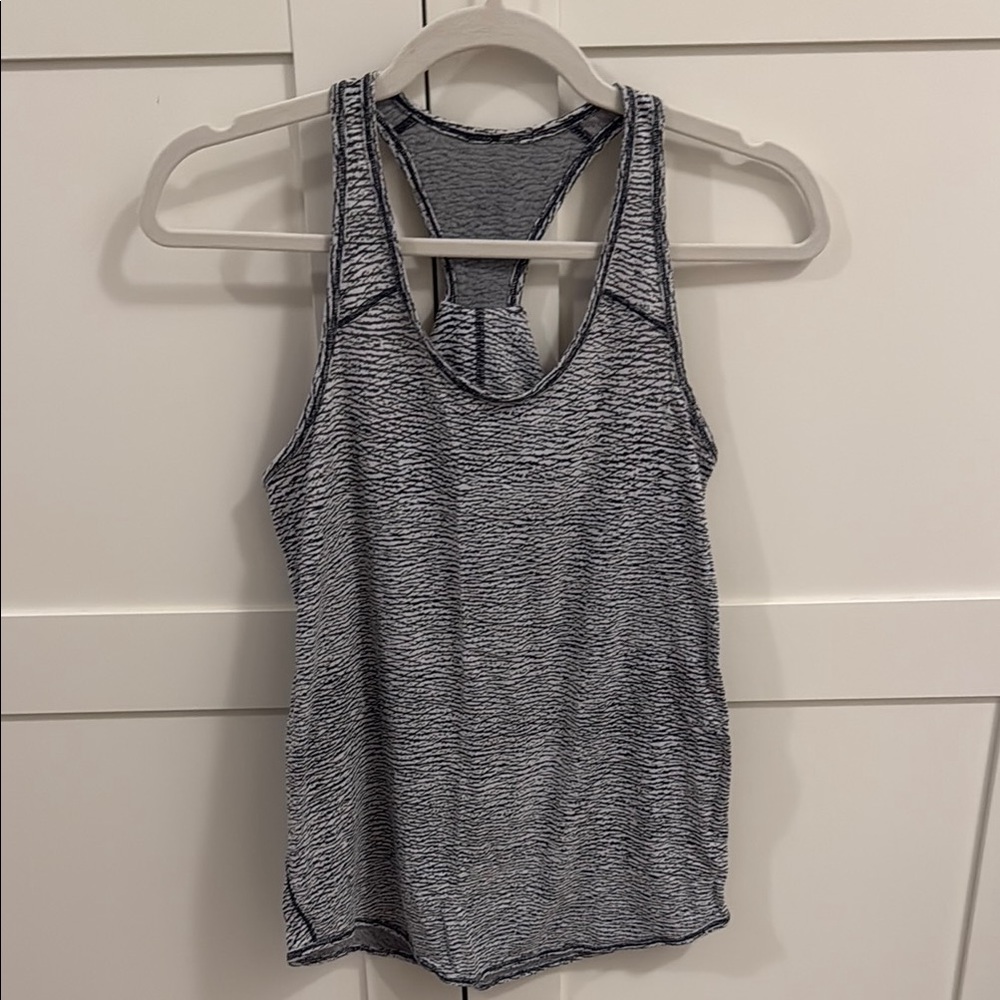Lululemon Athletica Gray Jaquard Fitted Sleeveless Tank Top